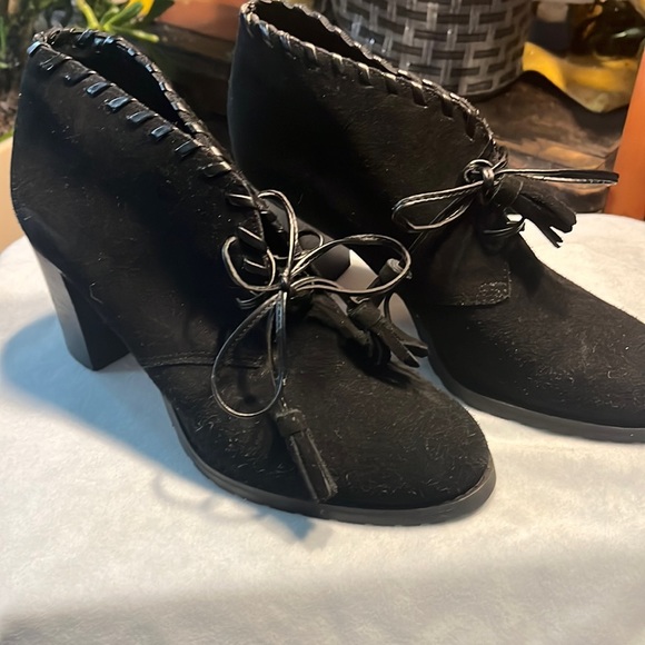 Lauren Ralph Lauren | Black suede booties w/ leather edge and tassel ties - Picture 1 of 8